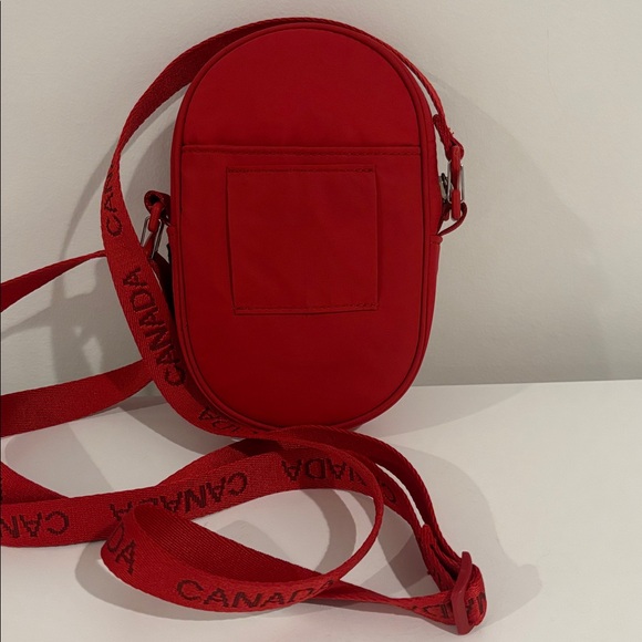 LULULEMON Future Legacy team Canada crossbody bag red adjustable strap full zip - Picture 7 of 16